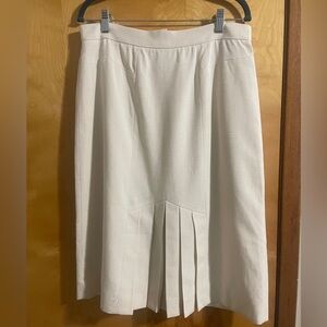 Mark Jacobs (12) Cream A-Line Wool-Silk blend Skirt with bottom Front Pleats